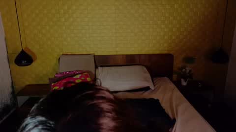 Snapshot of bigroundbooty_ chatting on 24, 6, 2026 bigroundbooty_ online show from 24, 6, 2026