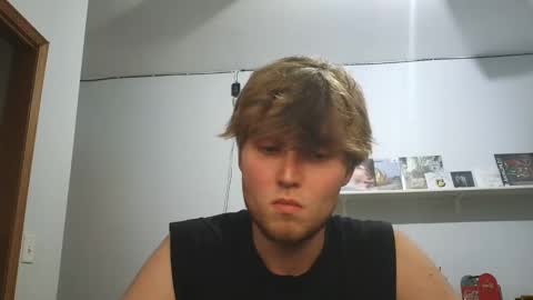 bigskinnyboyshh online show from 27, 4, 2026