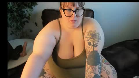bigtittybbw online show from 28, 3, 2026