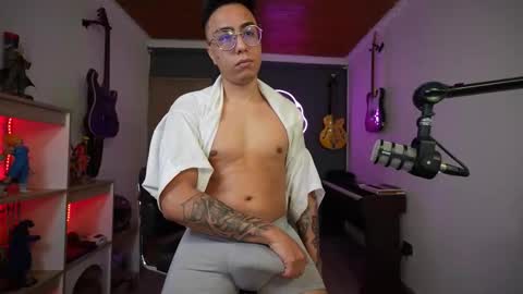 Snapshot of bigxboy96 chatting on 4, 11, 2025 bigxboy96 online show from 4, 11, 2025