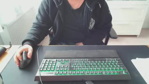 Snapshot of biker4ever90 chatting on 10, 1, 2025 biker4ever90 online show from 10, 1, 2025