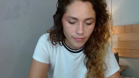 hi  soy   natural girl biki online show from 9, 2, 2026