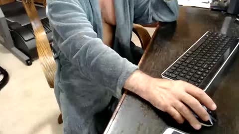 Snapshot of billy471 chatting on 23, 4, 2026 billy471 online show from 23, 4, 2026