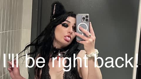 Danny online show from 4, 12, 2024