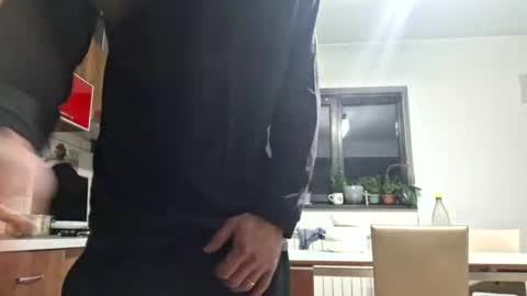 Snapshot of bisexdadd chatting on 9, 1, 2025 bisexdadd online show from 9, 1, 2025