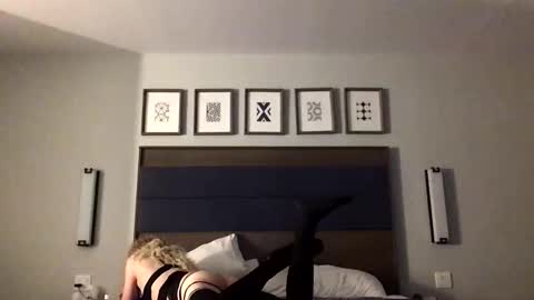 BisexualHung online show from 7, 1, 2026