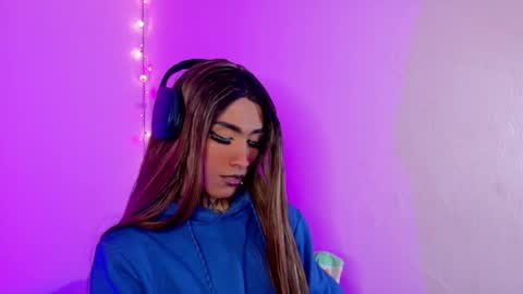  ..  .. online show from 7, 1, 2026