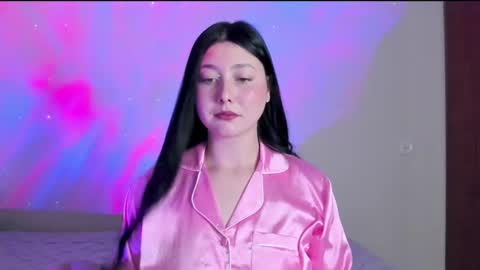 Snapshot of black_berry_bla_ck chatting on 7, 1, 2025 black_berry_bla_ck online show from 7, 1, 2025