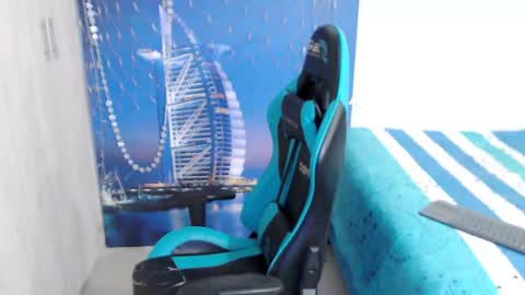 Snapshot of black_dreadlocks chatting on 3, 1, 2025 Black online show from 3, 1, 2025