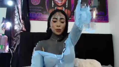 karenth soto online show from 6, 4, 2026