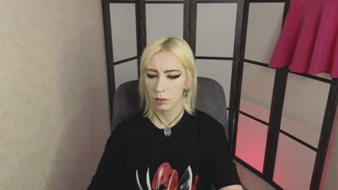 Snapshot of black_orchides chatting on 13, 7, 2026 Emily online show from 13, 7, 2026