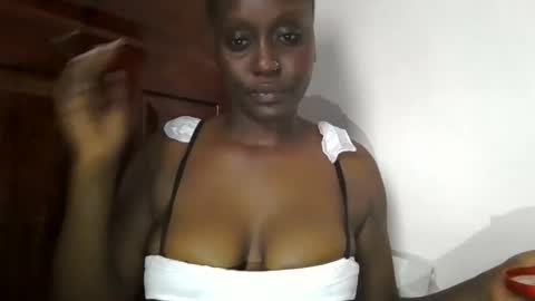 Snapshot of black_paanther chatting on 8, 10, 2025 black_paanther online show from 8, 10, 2025