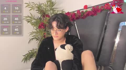 B L A C K  R O S E  online show from 2, 3, 2025