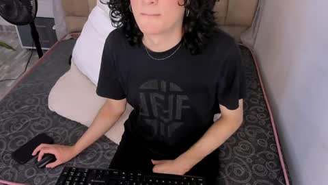 Snapshot of black_rose02 chatting on 2, 5, 2026 B L A C K R O S E online show from 2, 5, 2026