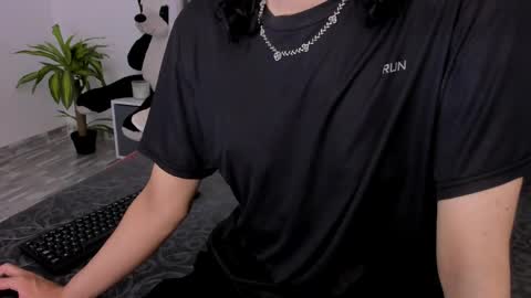 Snapshot of black_rose02 chatting on 14, 5, 2026 B L A C K R O S E online show from 14, 5, 2026
