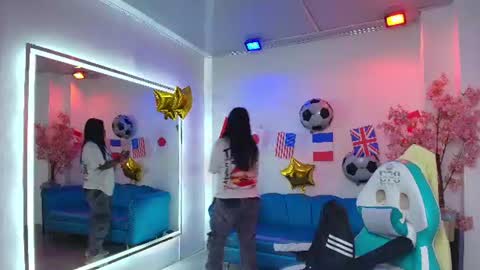Snapshot of black_roseee chatting on 17, 7, 2026 Rousse online show from 17, 7, 2026