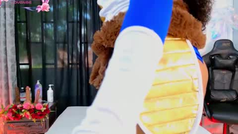 Tifany online show from 31, 10, 2025