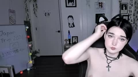 Ella online show from 3, 2, 2026