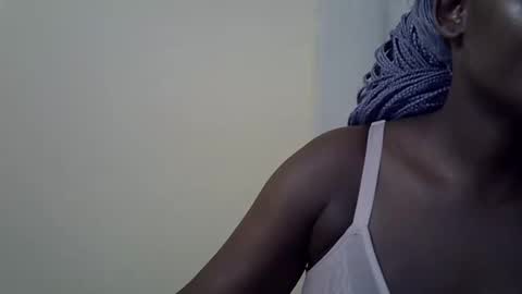 Blackbooty260 online show from 17, 12, 2025