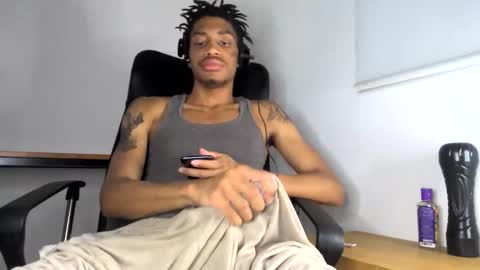 Snapshot of blackbulltitus chatting on 22, 5, 2026 BlackBullTitus online show from 22, 5, 2026