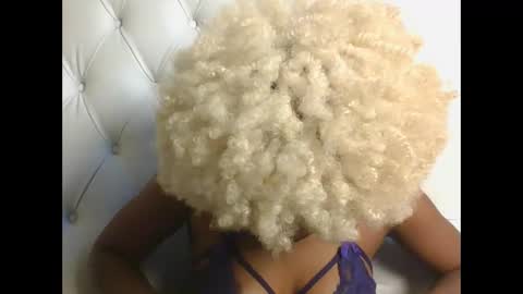 Snapshot of blackcoco20 chatting on 29, 11, 2025 Blackcoco online show from 29, 11, 2025