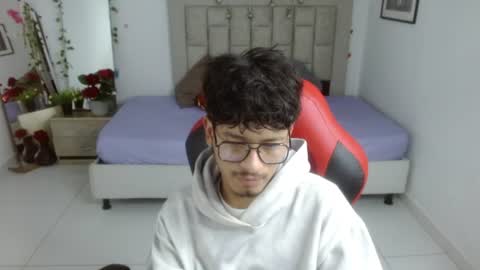 Snapshot of blackfox_desire chatting on 15, 6, 2026 mateo online show from 15, 6, 2026