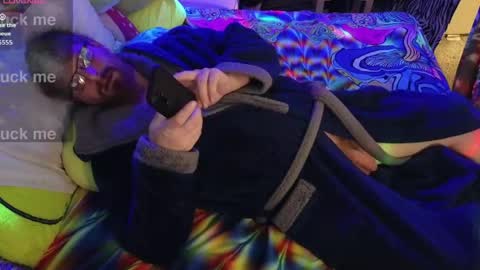 Snapshot of blacklightparty69 chatting on 3, 5, 2026 blacklightparty69 online show from 3, 5, 2026