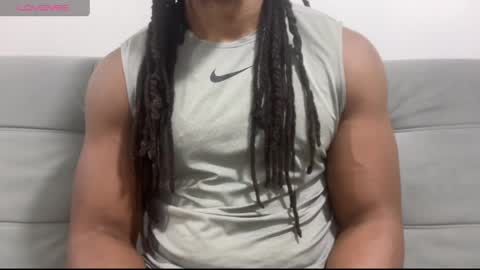 Snapshot of blackmuscles77 chatting on 26, 3, 2026 blackmuscles77 online show from 26, 3, 2026