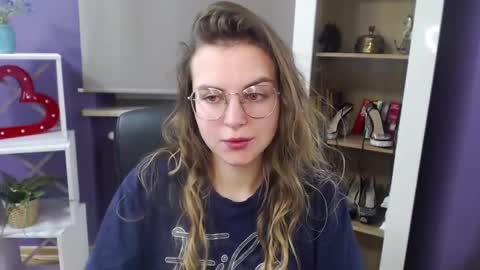 Z O E Y online show from 31, 12, 2024