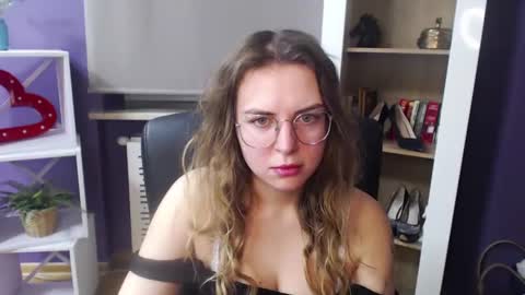 Z O E Y online show from 27, 1, 2025