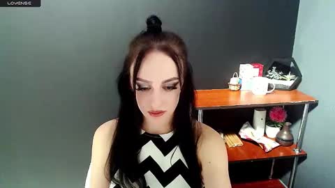 Ivy online show from 19, 12, 2024