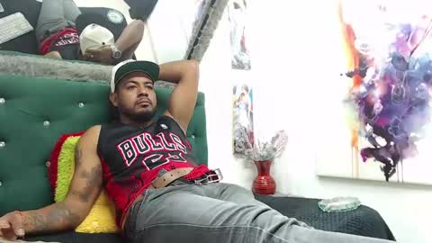 Snapshot of blade_foxx chatting on 5, 1, 2025 Richard online show from 5, 1, 2025