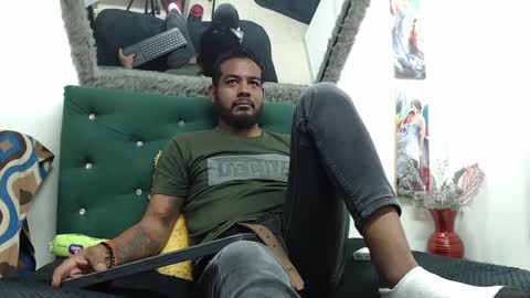 Snapshot of blade_foxx chatting on 22, 1, 2025 Richard online show from 22, 1, 2025