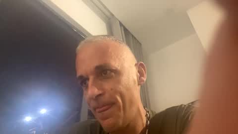 Snapshot of blagodaruh chatting on 11, 3, 2025 blagodaruh online show from 11, 3, 2025