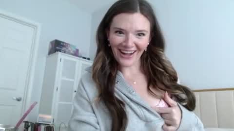 Snapshot of blairrosewood chatting on 8, 8, 2026 Blaire Rosewood online show from 8, 8, 2026