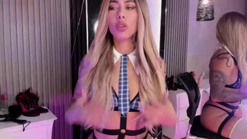 Snapshot of blairsantini chatting on 1, 12, 2024 Blair online show from 1, 12, 2024