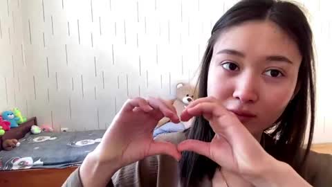 Mila online show from 16, 4, 2026