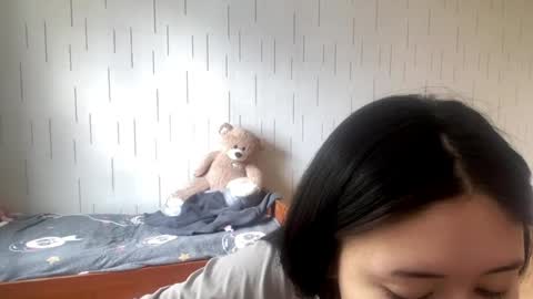 Snapshot of blairstassen chatting on 27, 4, 2026 Mila online show from 27, 4, 2026
