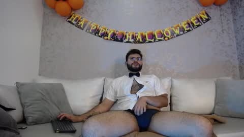 Snapshot of blake_gray_ chatting on 28, 10, 2025 Blake  online show from 28, 10, 2025