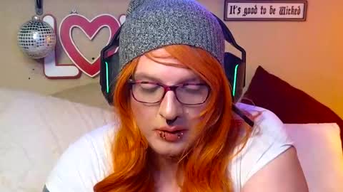 Snapshot of blakelytgirl chatting on 20, 2, 2025 Blakely Morningstar online show from 20, 2, 2025