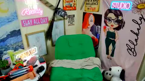 Blakely Morningstar   online show from 16, 4, 2026