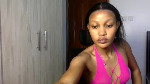Hot ronn online show from 7, 4, 2026