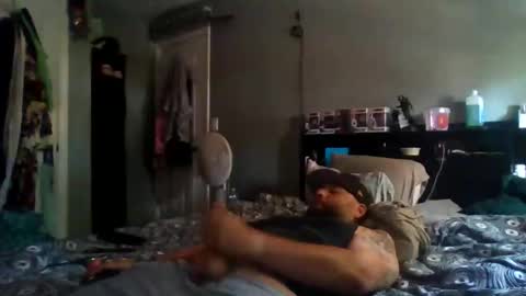 Snapshot of blaze2472 chatting on 5, 6, 2026 blaze2472 online show from 5, 6, 2026