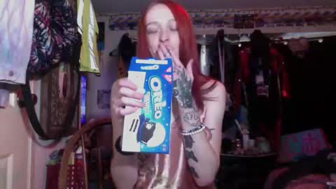 Snapshot of blazedupbarbie chatting on 11, 11, 2025 Blazedup Barbie online show from 11, 11, 2025