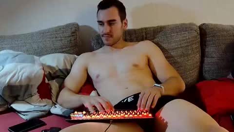 Snapshot of blazinghoney chatting on 4, 11, 2025 Honey online show from 4, 11, 2025