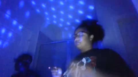 BLESSICA  EDDIE LOVE online show from 11, 4, 2026