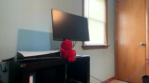 Snapshot of blissfulfoxtrot chatting on 15, 3, 2026 Blissful Foxtrot online show from 15, 3, 2026