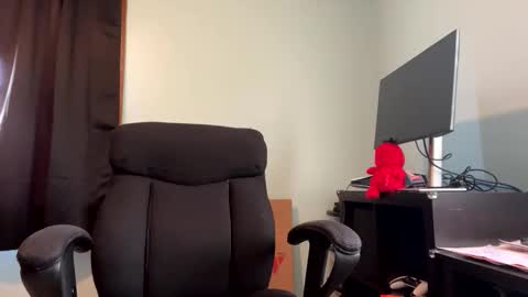 Snapshot of blissfulfoxtrot chatting on 31, 3, 2026 Blissful Foxtrot online show from 31, 3, 2026