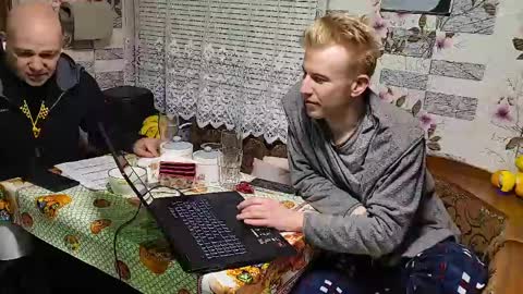 Snapshot of blond_boy69 chatting on 15, 4, 2026 blond_boy69 online show from 15, 4, 2026