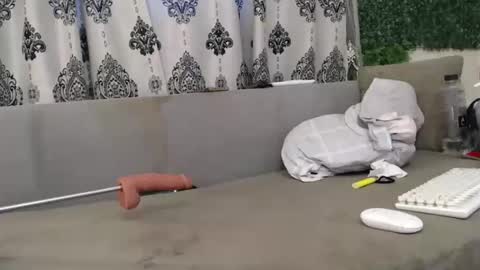 blonddaiana23 online show from 9, 4, 2026